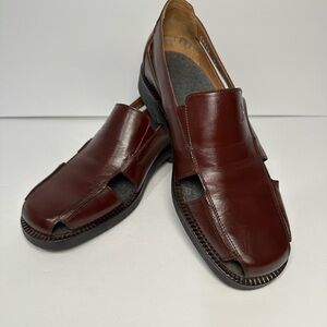 Vtg Men’s Classic Brown Leather Slip-On Loafers Italy size 7.5